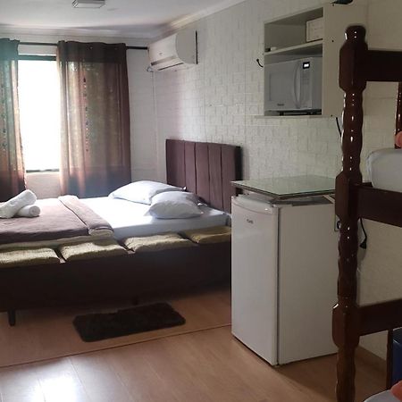 Paz E Amor Suite Vila do Abraao ภายนอก รูปภาพ