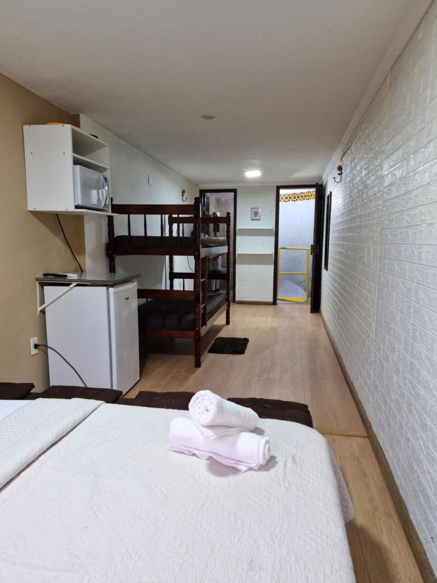 Paz E Amor Suite Vila do Abraao ภายนอก รูปภาพ
